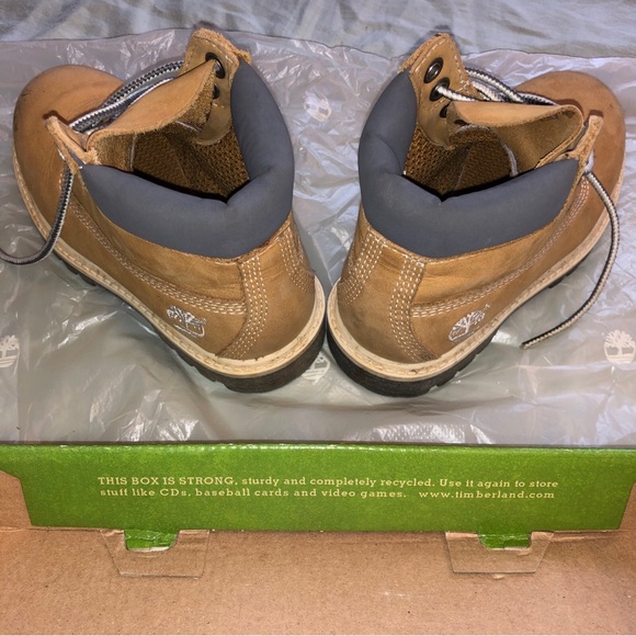 Timberland Other - VTG EUC! Timberland Gray Upper Wheat Nubuck Toddler Sz 10 Leather Boots Shoes
